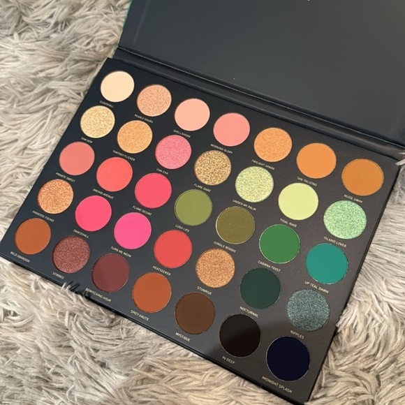 35A Up 'Til Dawn Artistry Palette - Picture 6 of 6